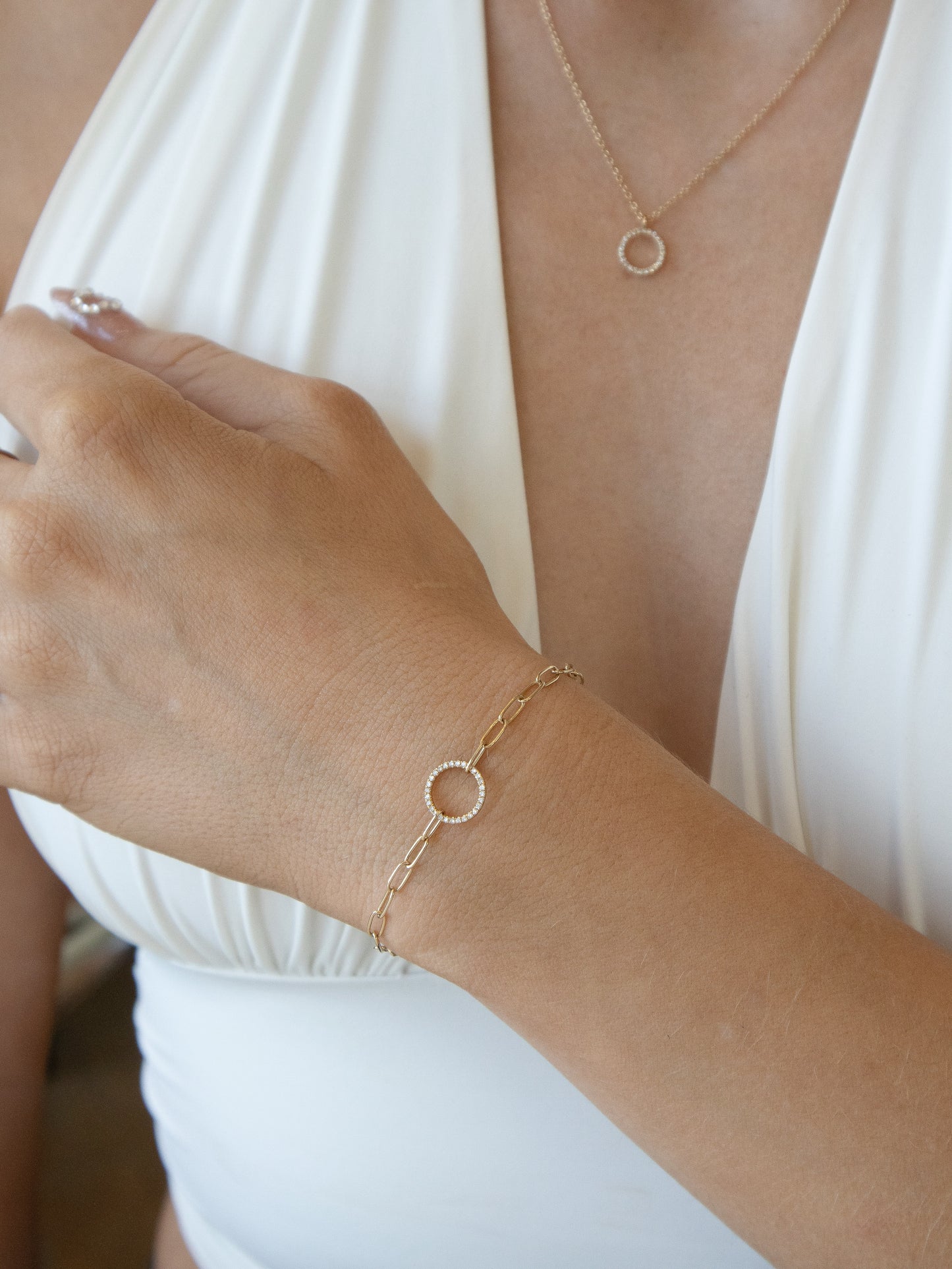 Diamond Circle Paperclip Bracelet